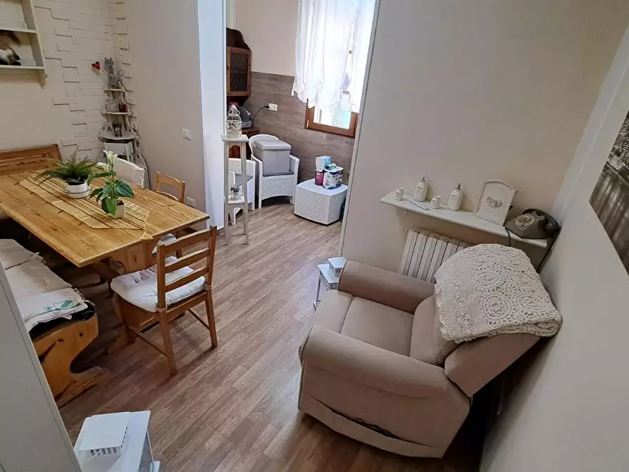 Immagine 4 di Villa in vendita  a Rosignano Marittimo