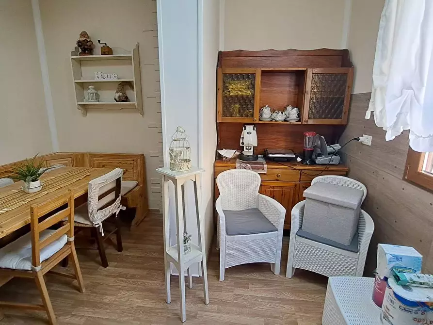 Immagine 5 di Villa in vendita  a Rosignano Marittimo