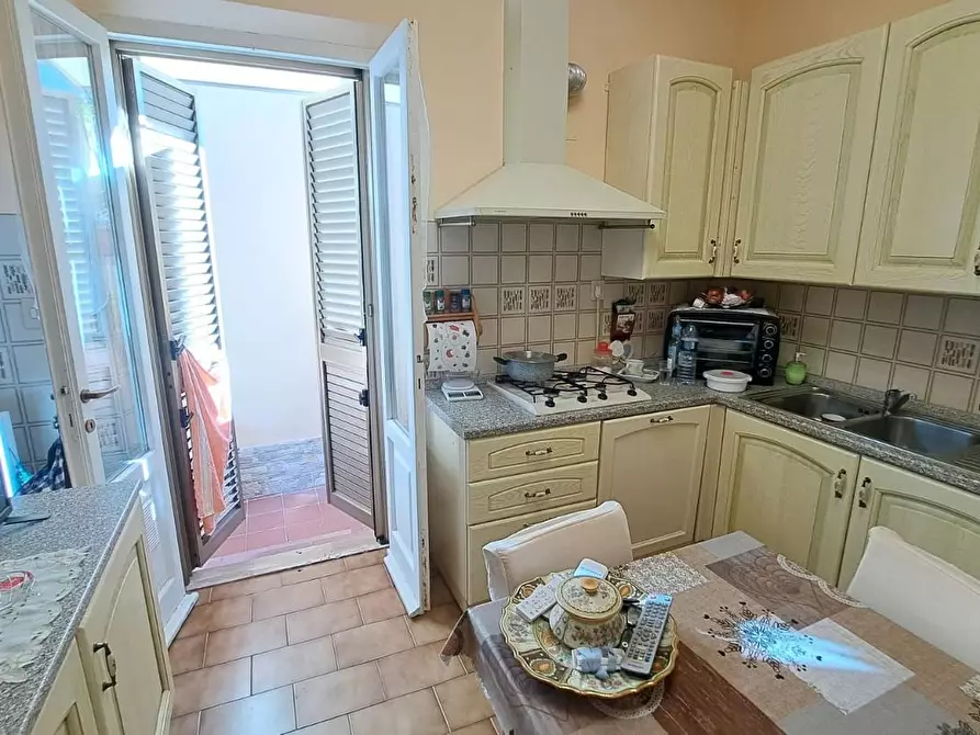 Immagine 3 di Villa in vendita  a Rosignano Marittimo