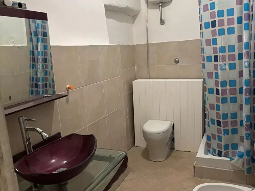 Immagine 9 di Magazzino in vendita  a Roma