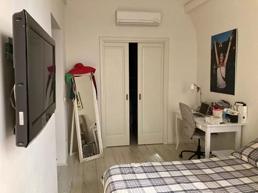 Immagine 6 di Appartamento in vendita  a Siena