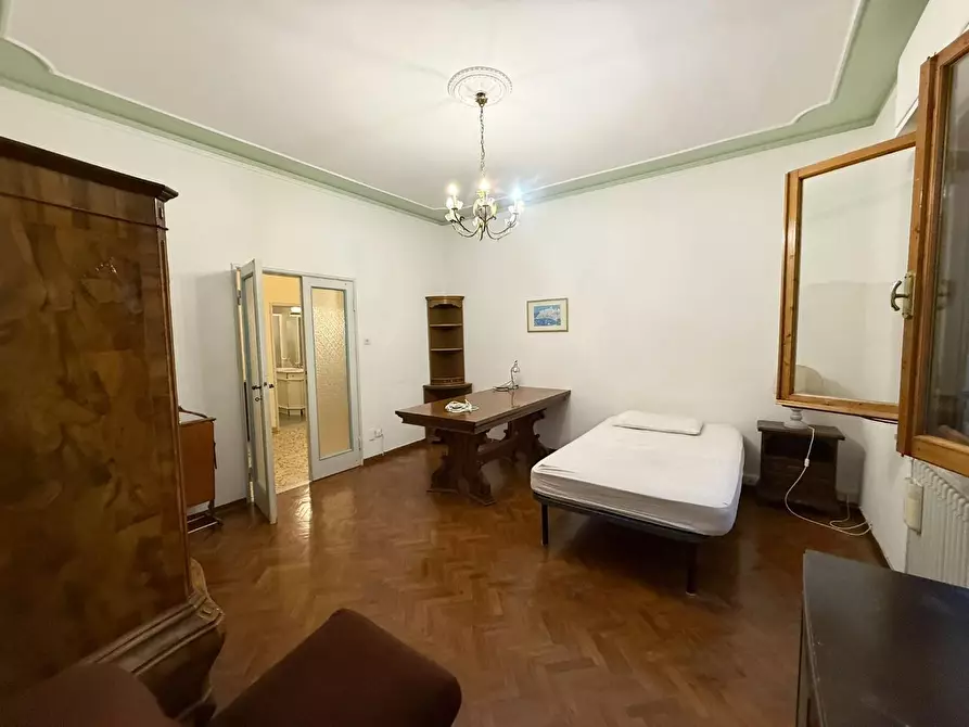 Immagine 1 di Appartamento in affitto  a Siena