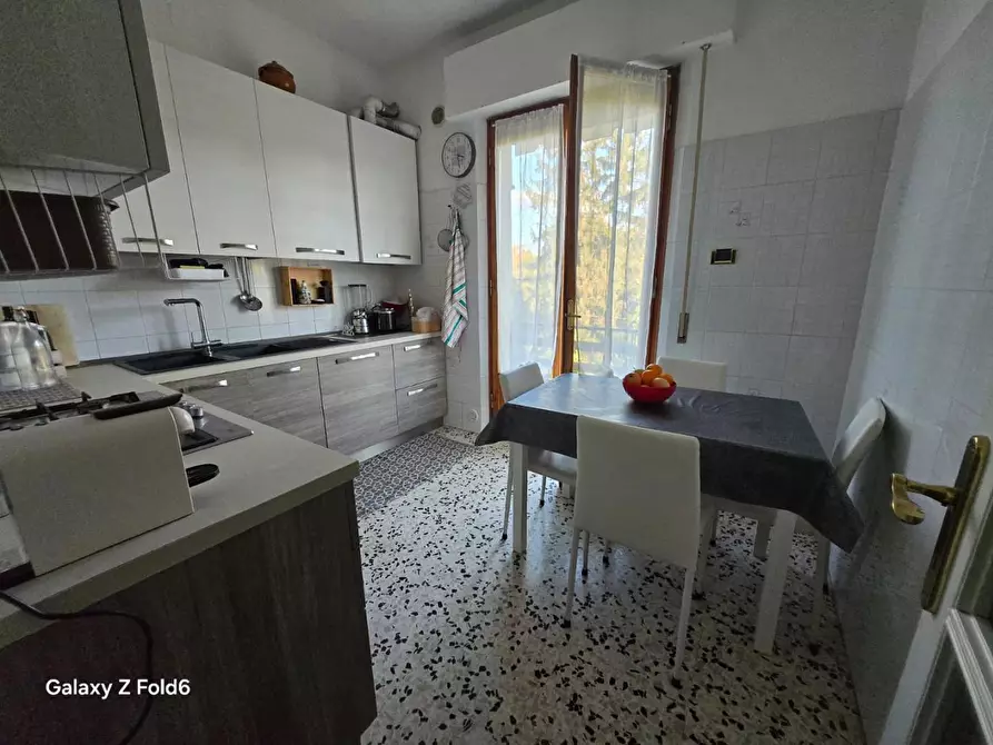 Immagine 5 di Appartamento in vendita  a Siena