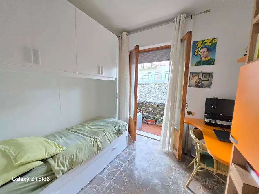 Immagine 16 di Appartamento in vendita  a Siena