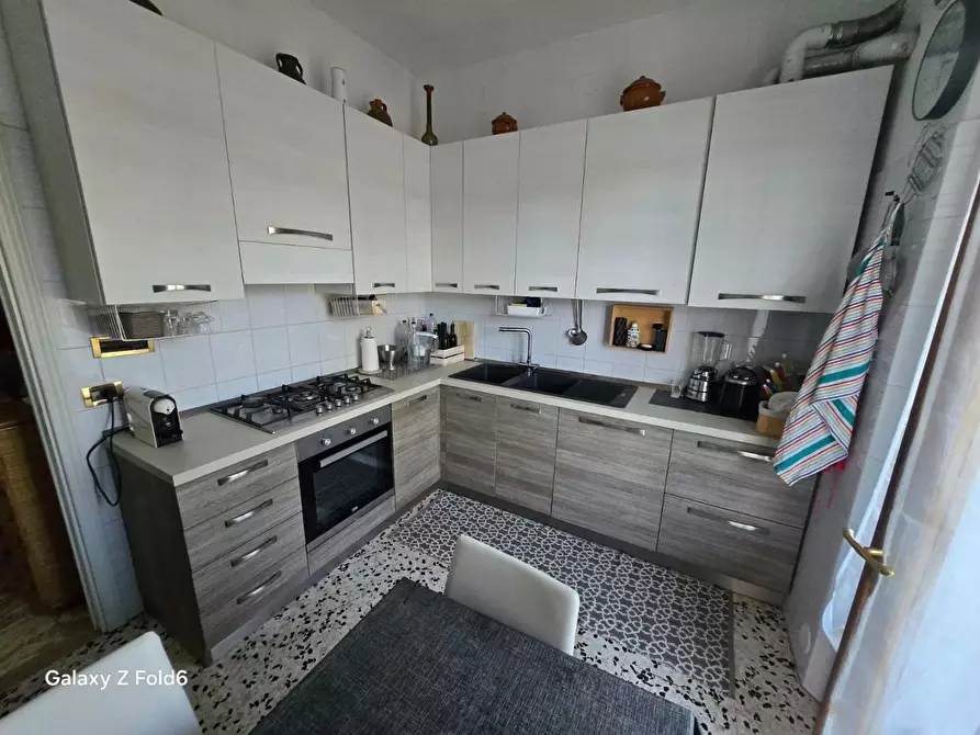 Immagine 7 di Appartamento in vendita  a Siena