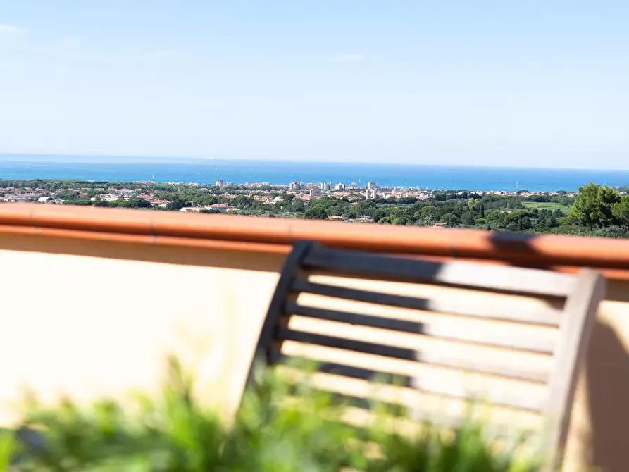 Immagine 21 di Mansarda in vendita  a Rosignano Marittimo