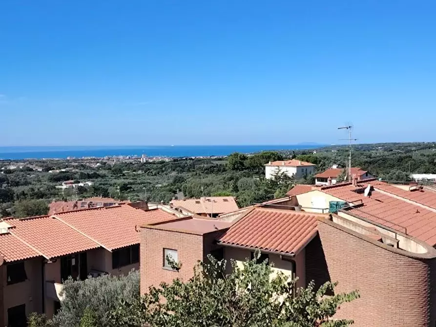 Immagine 19 di Mansarda in vendita  a Rosignano Marittimo