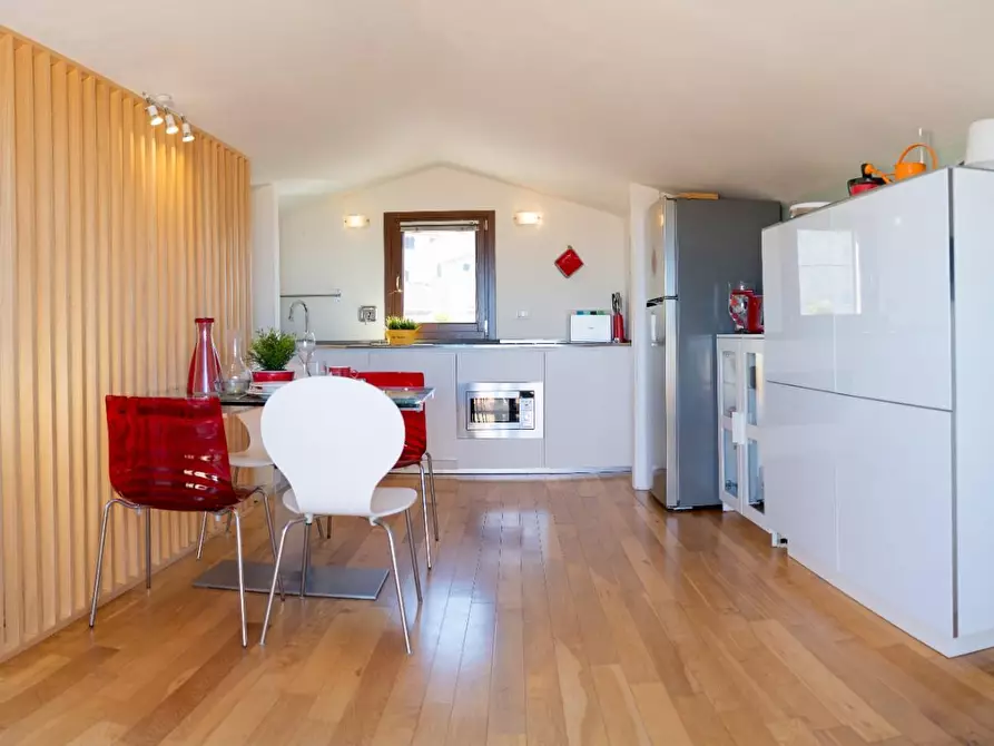 Immagine 11 di Mansarda in vendita  a Rosignano Marittimo