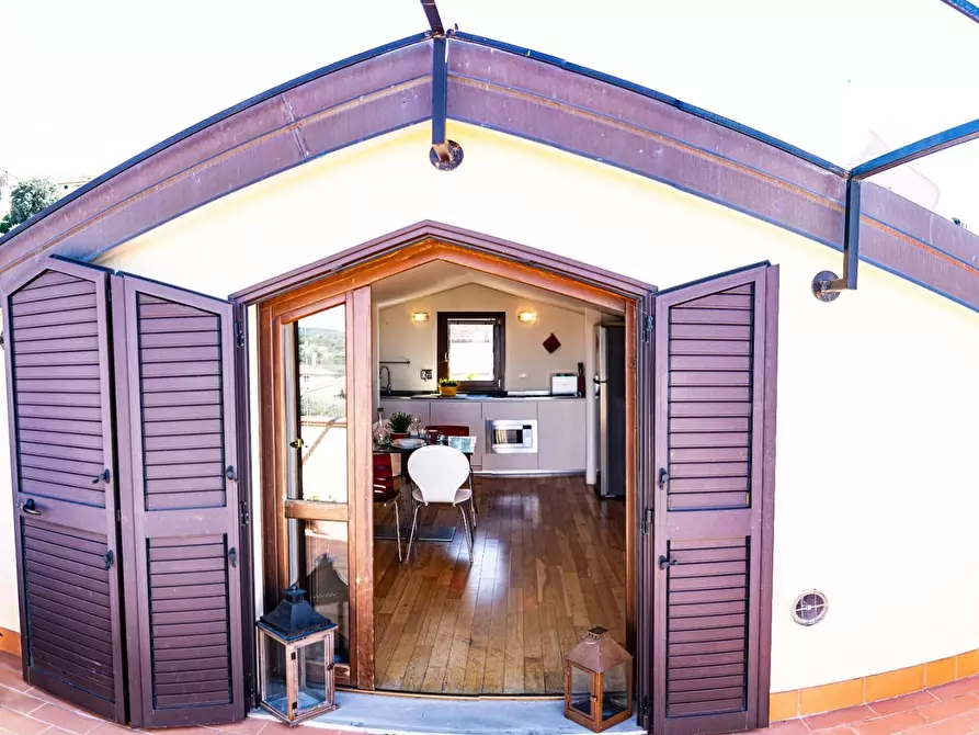 Immagine 18 di Mansarda in vendita  a Rosignano Marittimo