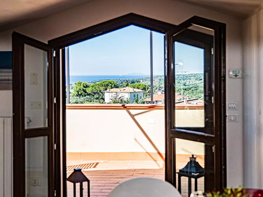 Immagine 23 di Mansarda in vendita  a Rosignano Marittimo