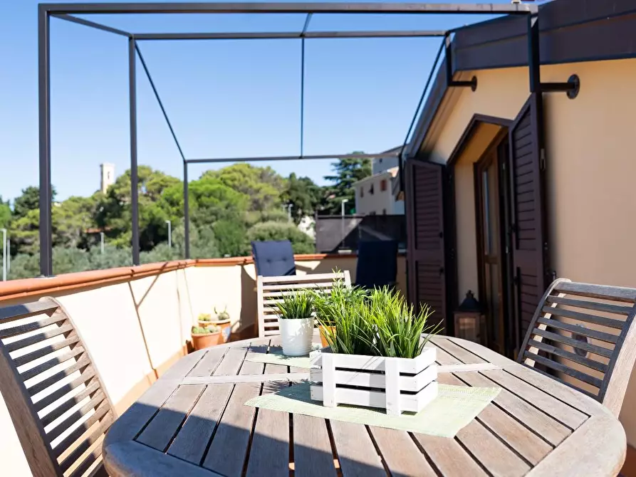 Immagine 2 di Mansarda in vendita  a Rosignano Marittimo