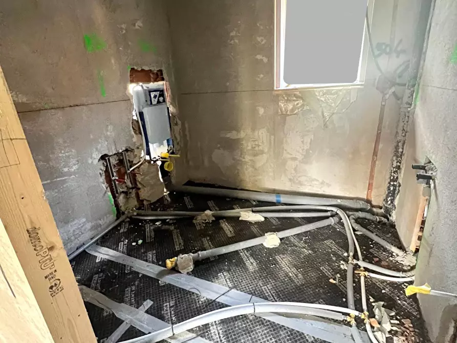 Immagine 19 di Appartamento in vendita  a Montelupo Fiorentino