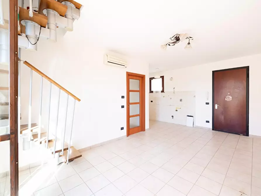 Immagine 5 di Appartamento in vendita  a Ponsacco