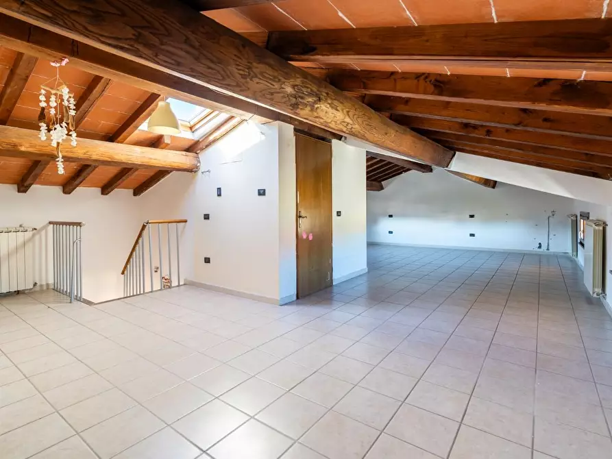 Immagine 11 di Appartamento in vendita  a Ponsacco