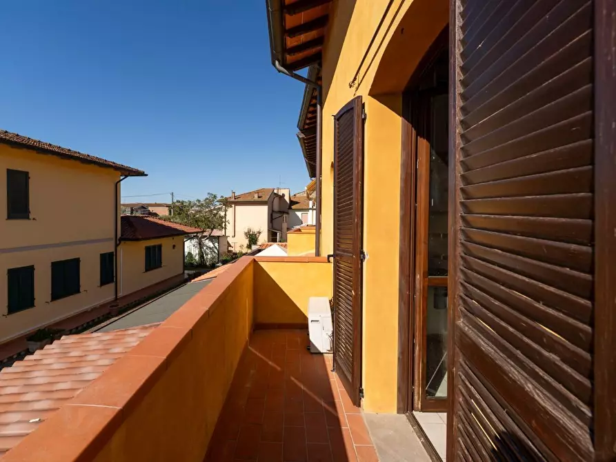 Immagine 22 di Appartamento in vendita  a Ponsacco