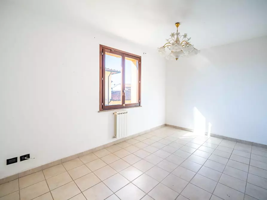 Immagine 13 di Appartamento in vendita  a Ponsacco