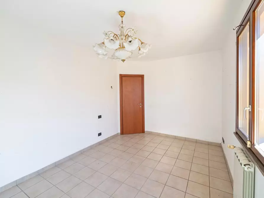 Immagine 14 di Appartamento in vendita  a Ponsacco