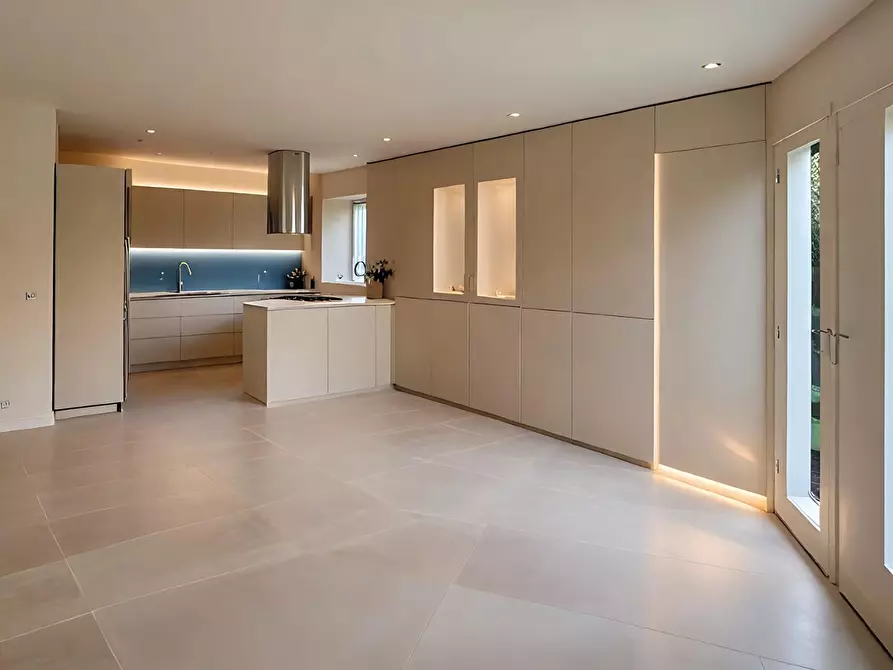 Immagine 11 di Appartamento in vendita  a Empoli