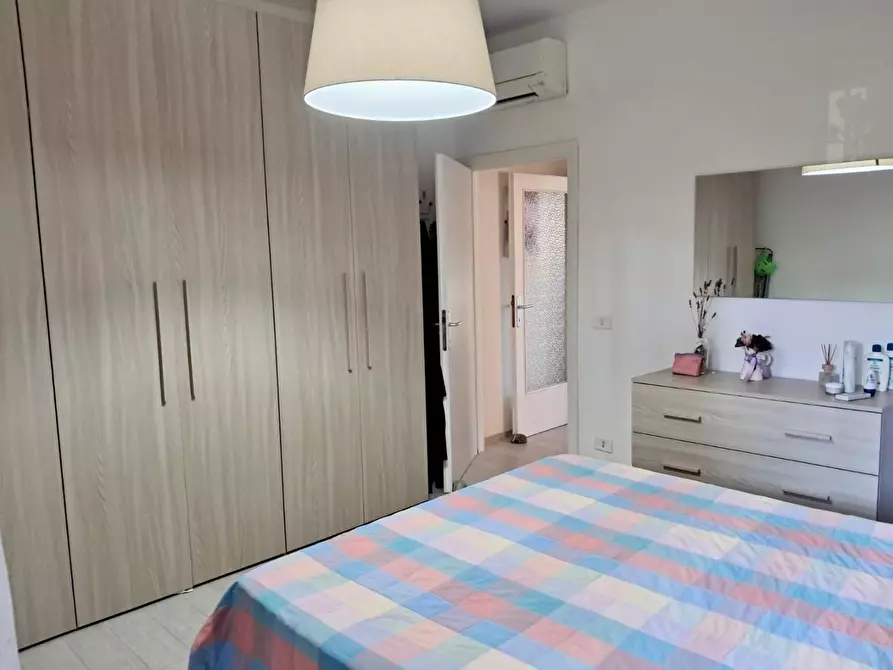 Immagine 5 di Appartamento in vendita  a Cecina