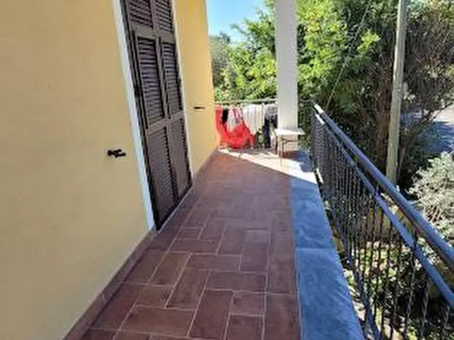 Immagine 2 di Porzione di casa in affitto  a Vezzano Ligure