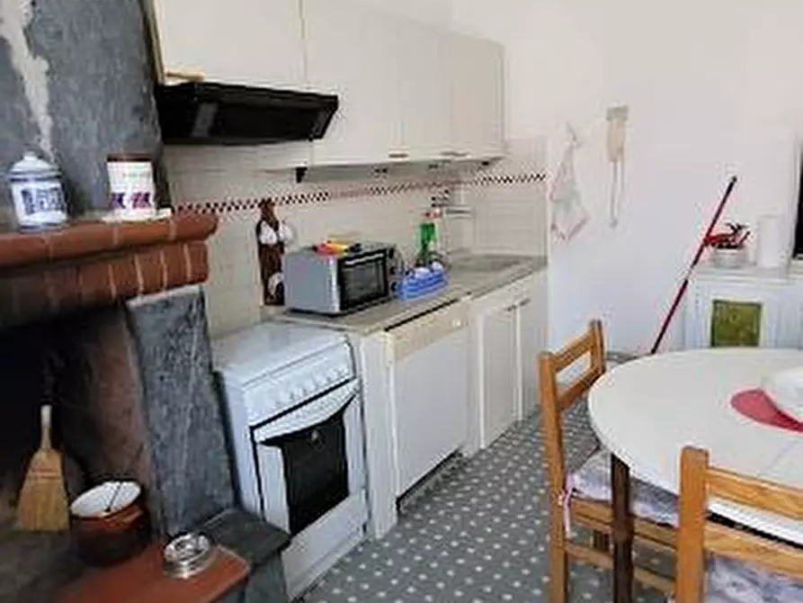 Immagine 5 di Porzione di casa in affitto  a Vezzano Ligure