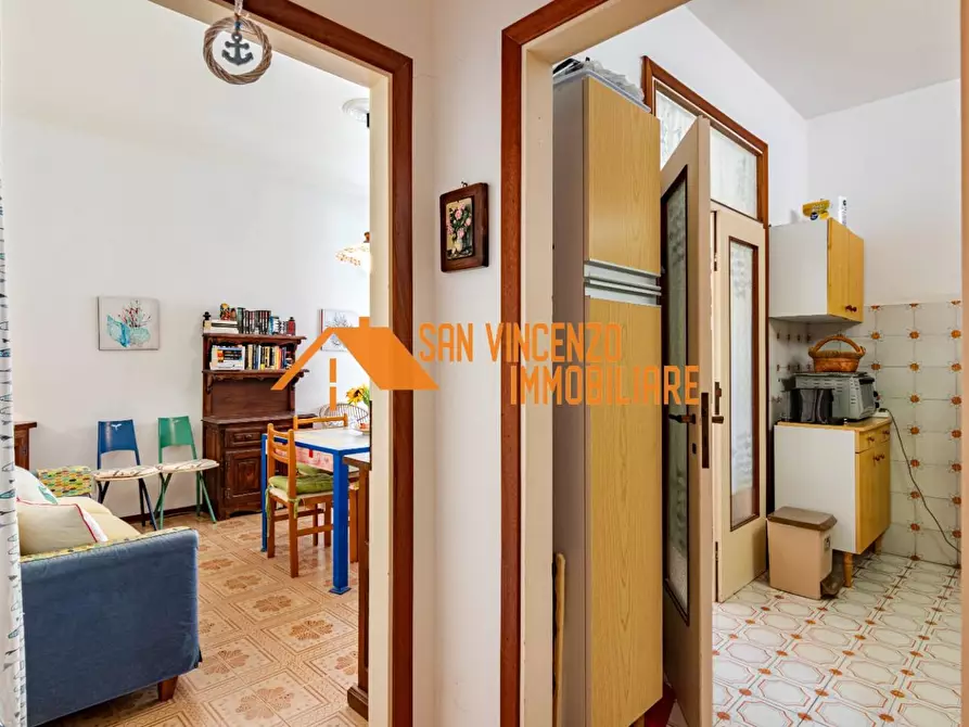 Immagine 17 di Appartamento in vendita  a San Vincenzo