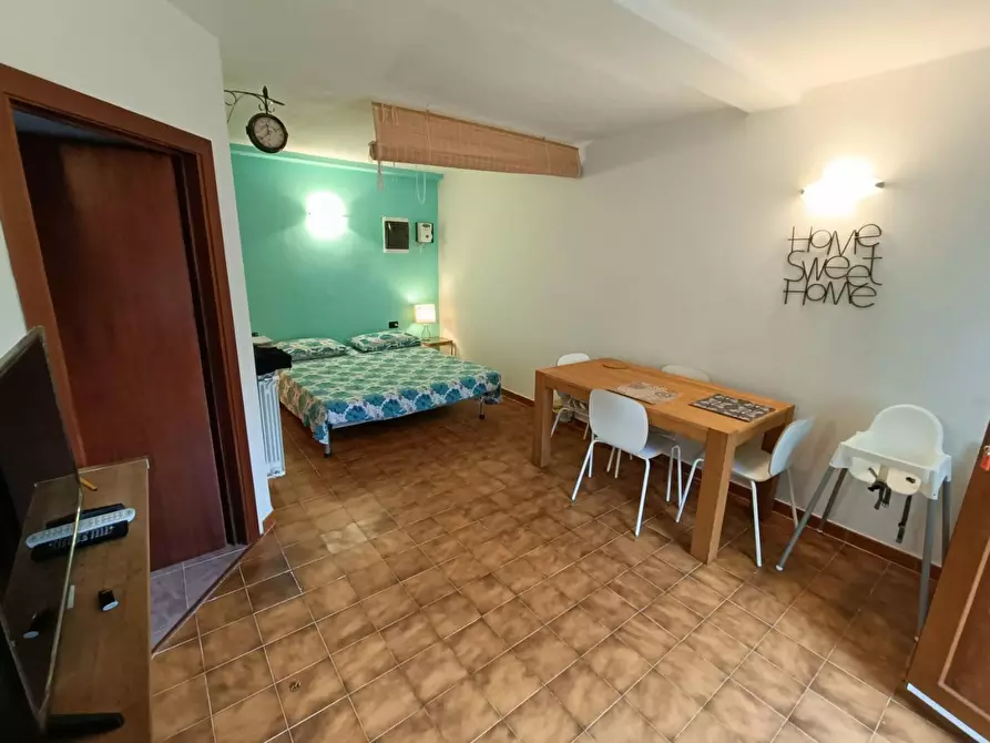 Immagine 15 di Appartamento in vendita  a Rosignano Marittimo