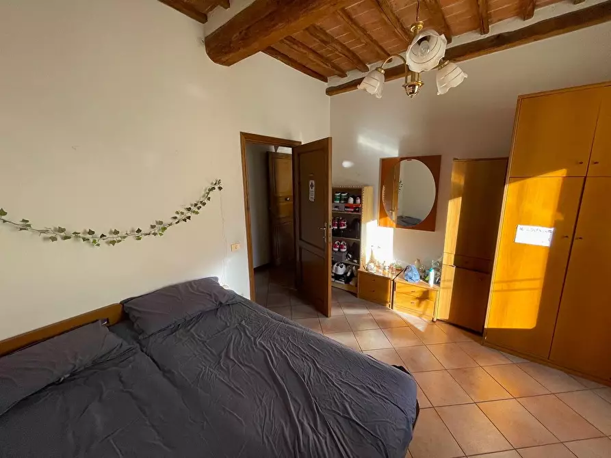 Immagine 19 di Appartamento in vendita  a Siena