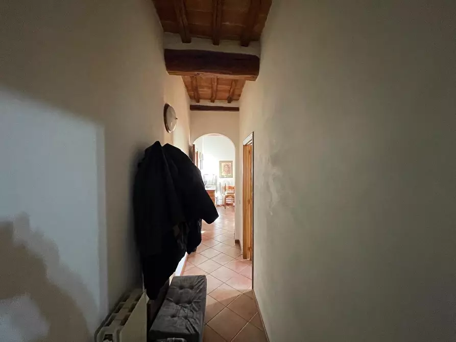 Immagine 31 di Appartamento in vendita  a Siena