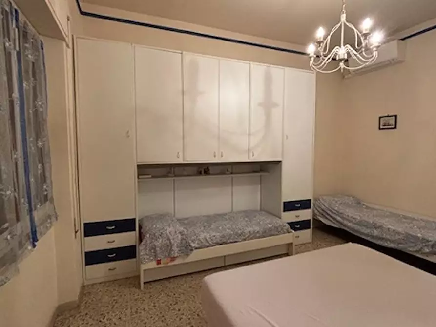 Immagine 16 di Villa in vendita  a Camaiore