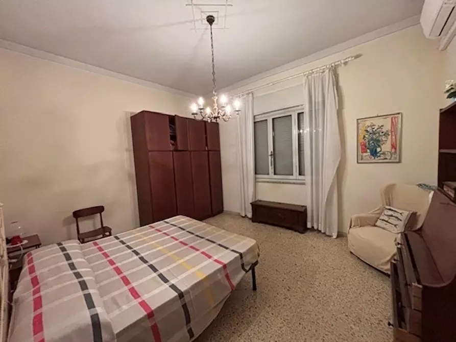 Immagine 5 di Villa in vendita  a Camaiore