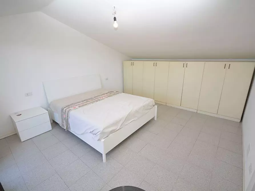 Immagine 28 di Casa bifamiliare in vendita  a Montignoso