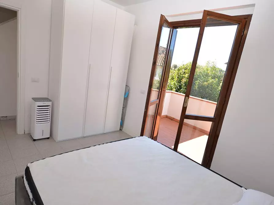 Immagine 19 di Casa bifamiliare in vendita  a Montignoso