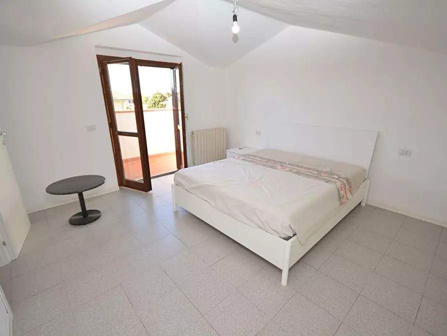 Immagine 27 di Casa bifamiliare in vendita  a Montignoso