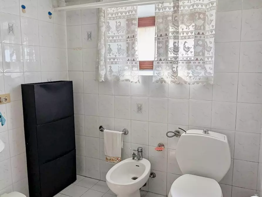 Immagine 13 di Villa in vendita  a San Giuliano Terme