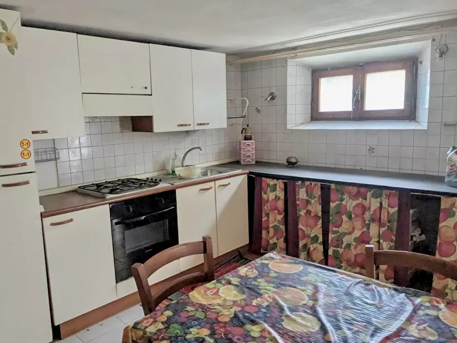 Immagine 11 di Villa in vendita  a San Giuliano Terme