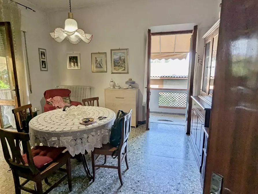 Immagine 5 di Villa in vendita  a San Giuliano Terme