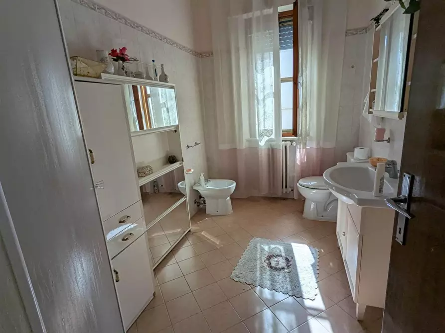 Immagine 20 di Villa in vendita  a San Giuliano Terme