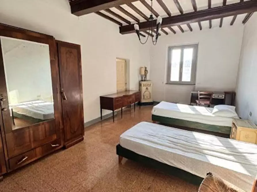 Immagine 9 di Appartamento in vendita  a Pisa