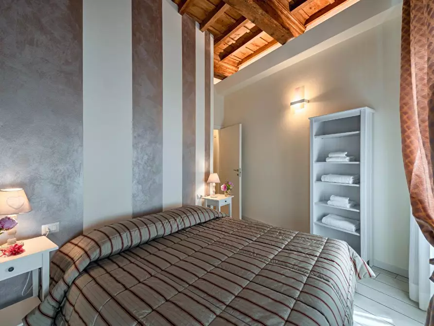 Immagine 3 di Appartamento in vendita  a Firenze