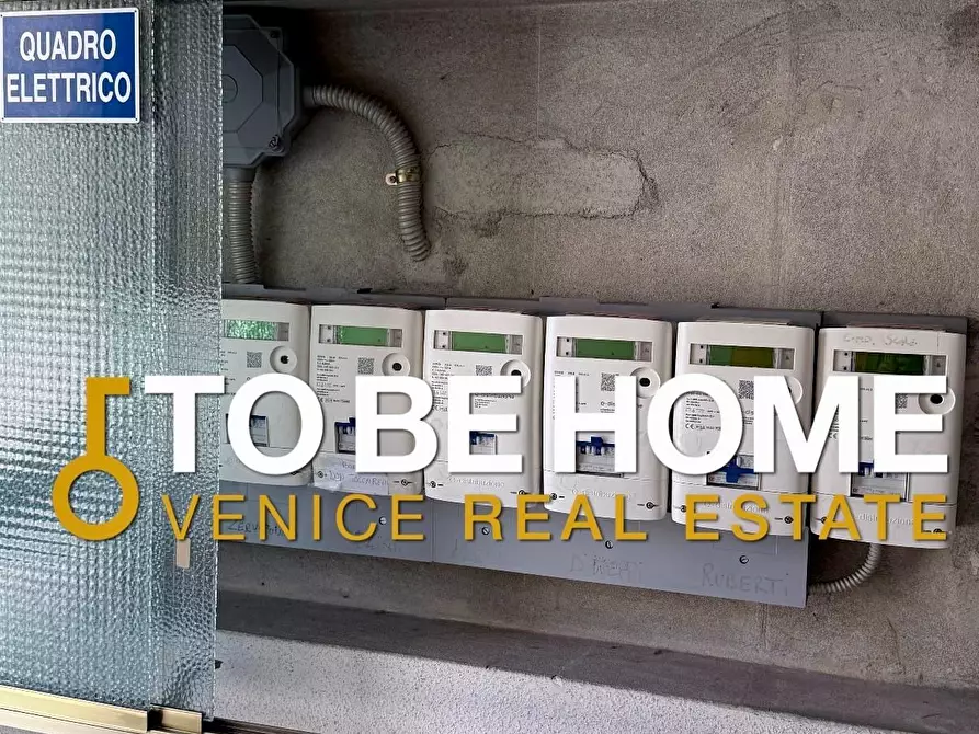 Immagine 23 di Appartamento in vendita  a Venezia