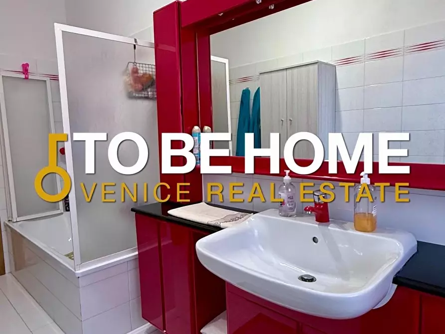 Immagine 9 di Appartamento in vendita  a Venezia