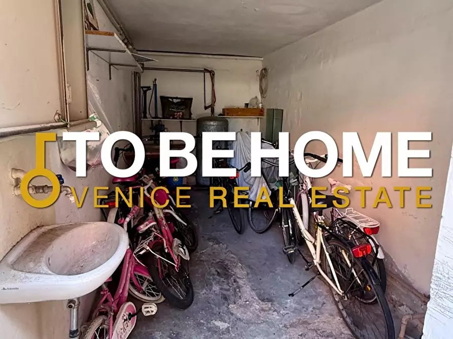 Immagine 26 di Appartamento in vendita  a Venezia