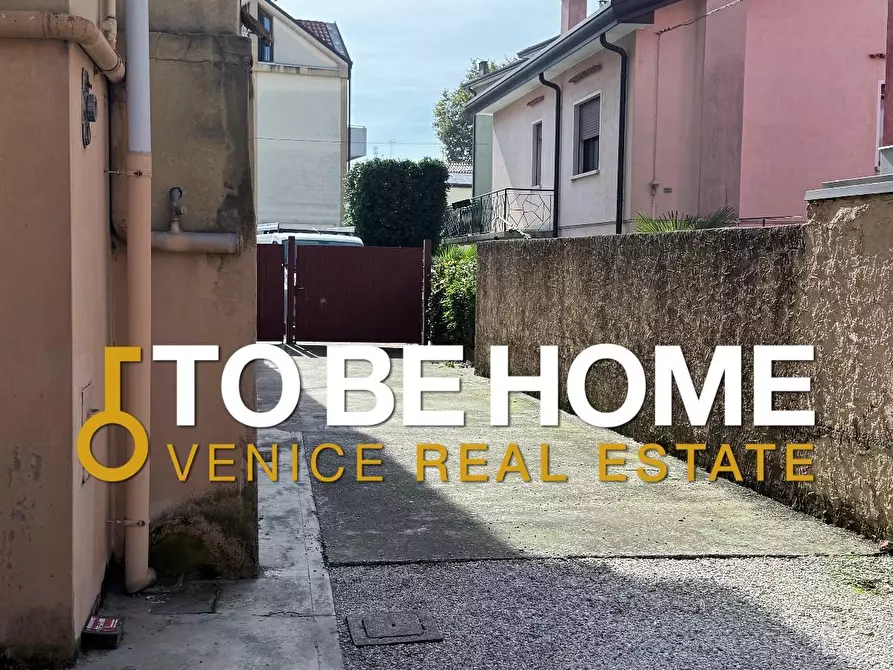 Immagine 27 di Appartamento in vendita  a Venezia