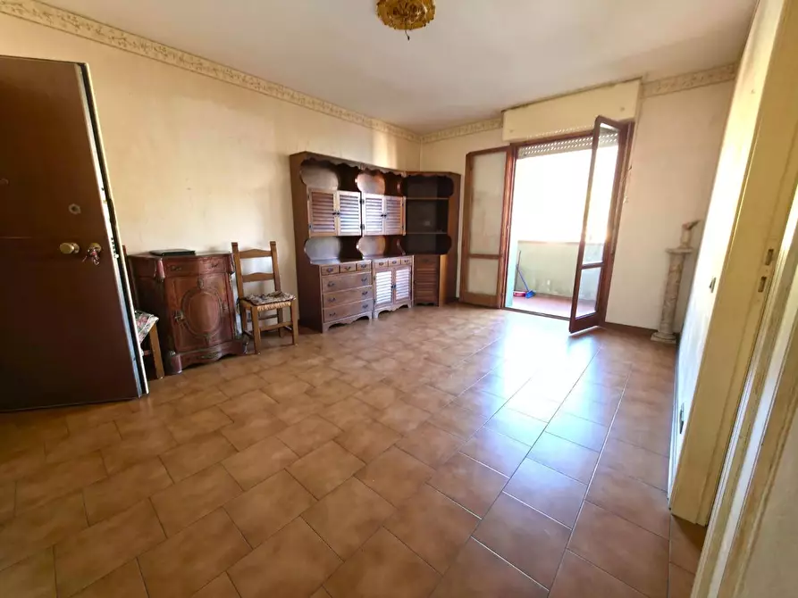 Immagine 7 di Appartamento in vendita  a Massa