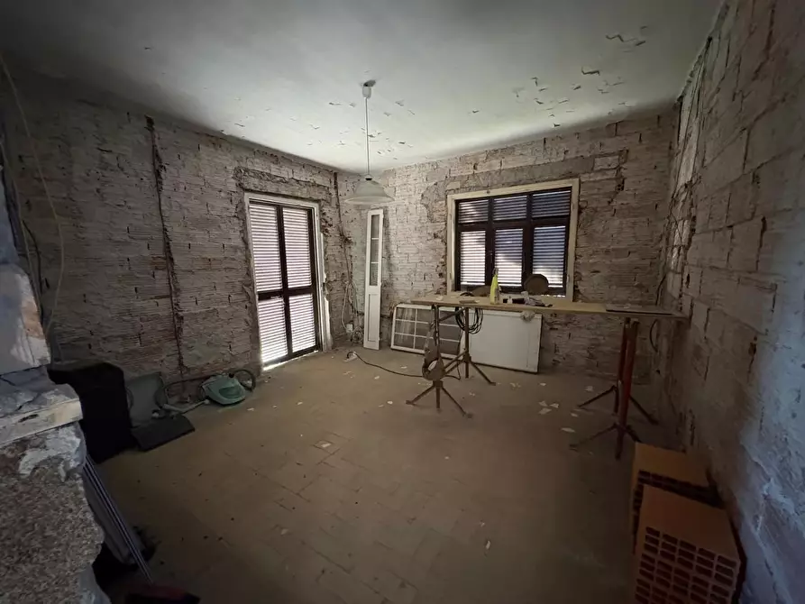 Immagine 10 di Appartamento in vendita  a Montignoso