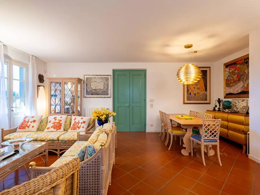 Immagine 13 di Villa in vendita  a Forte Dei Marmi