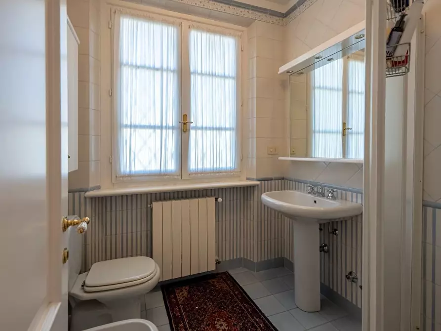 Immagine 22 di Villa in vendita  a Forte Dei Marmi