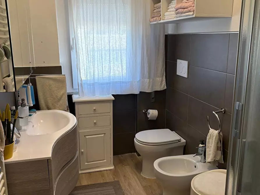 Immagine 13 di Appartamento in vendita  a Pietrasanta