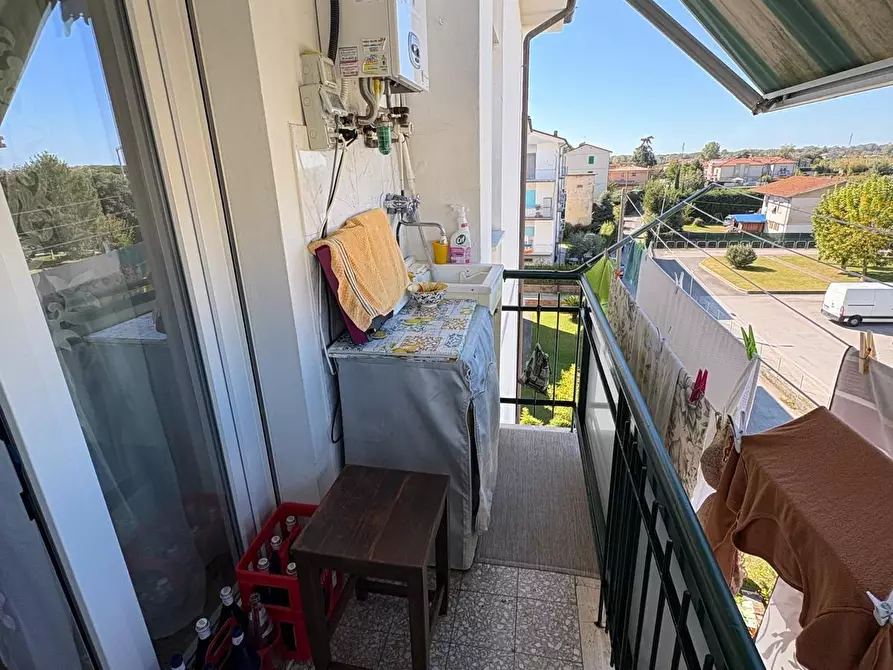 Immagine 8 di Appartamento in vendita  a Pietrasanta